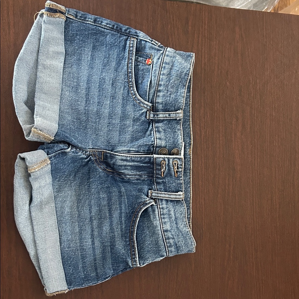 Hudsonn Signature Pocket Denim Shorts